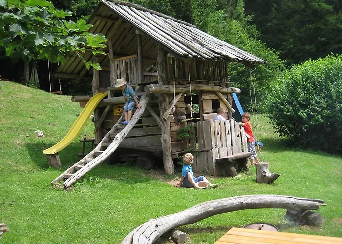 Kraljev Hrib Πανσιόν