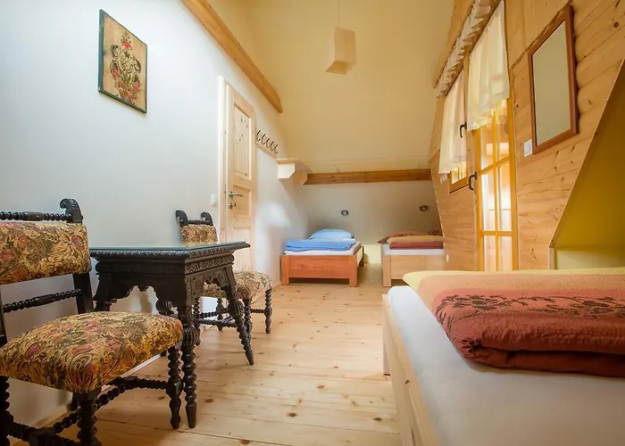 Πανσιόν Kraljev Hrib Kamniska Bistrica